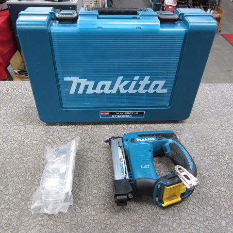 マキタ(makita) コードレスタッカ ST420DZK【川崎店】 - アクトツール