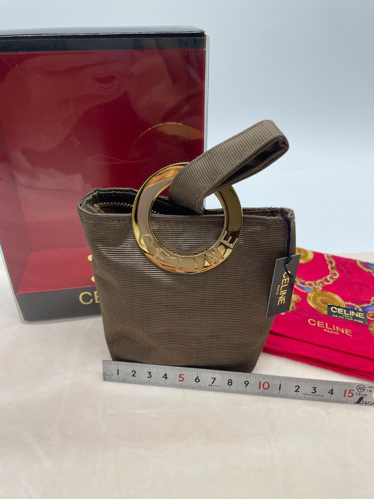CELINE（セリーヌ） ミニポーチバッグ&ハンカチスカーフセット 未使用品 CELINE セリーヌ スカーフ＆ミニバッグセット チェーン