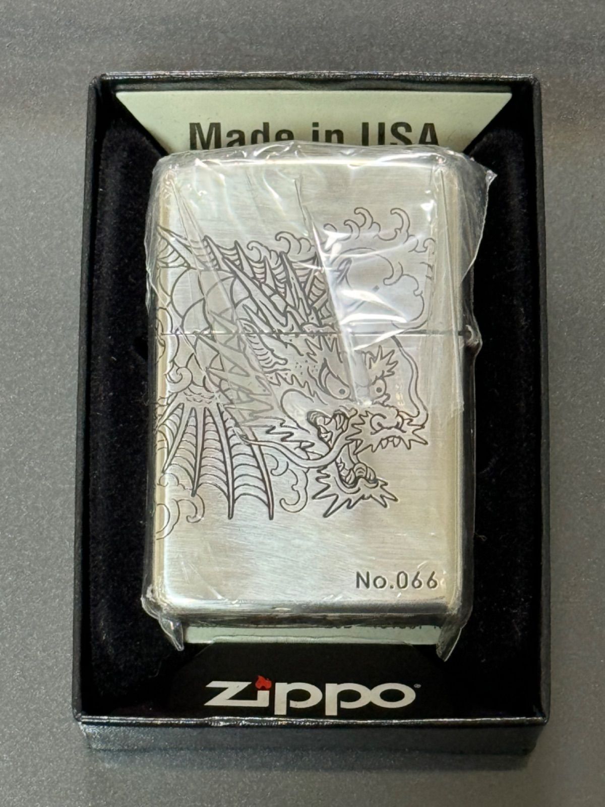 ZIPPO 1933レプリカ ファーストリリース ウィンディ
ウインディ zippo ウィンディ 1933レプリカ ファースト 有ろ リリース レア