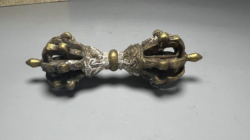 旧家蔵出し 銅製細作 九股降魔杵 法器 風水賞物 供養品 古美術品 収集