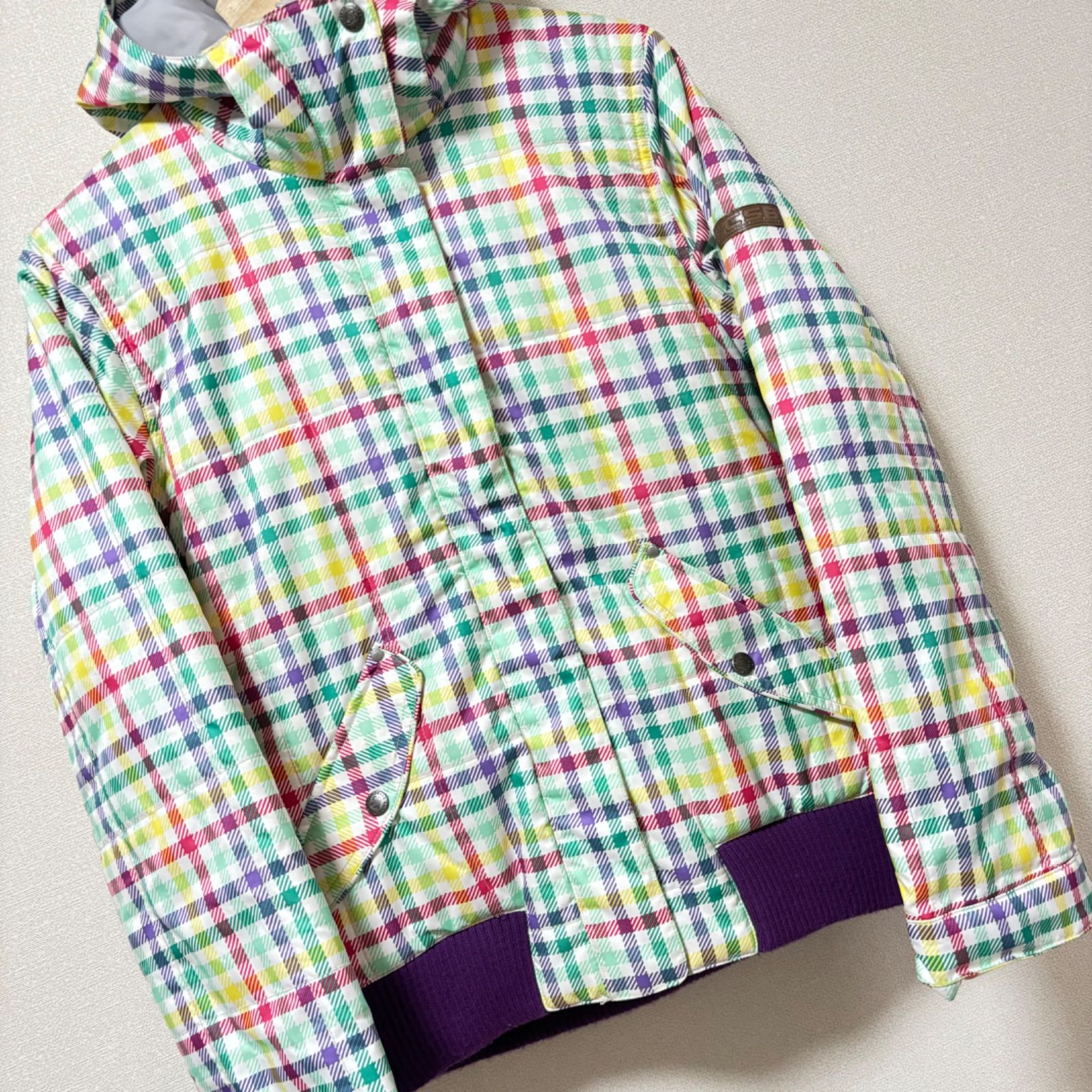 スノーボードジャケット 青と白のチェック柄