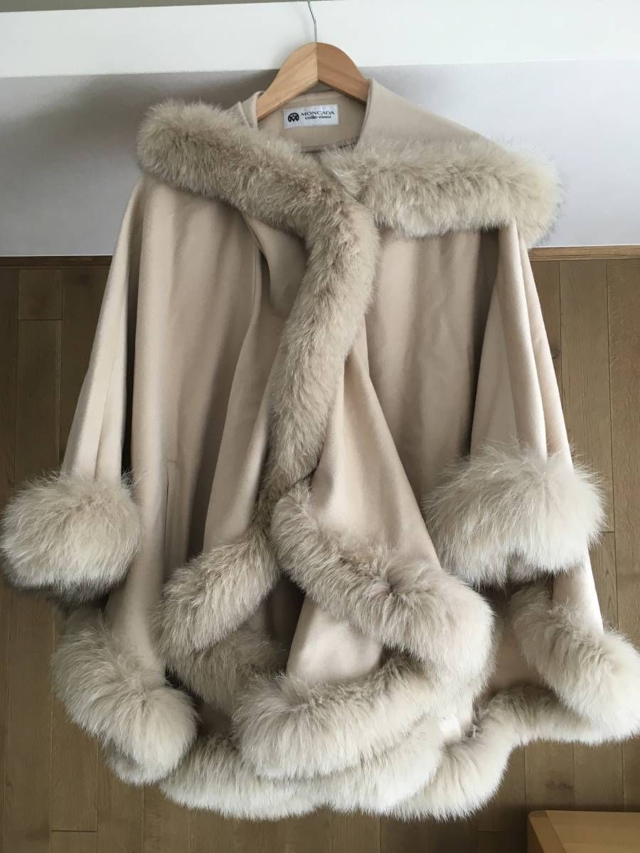 美品　SAGA FURS カシミヤ100% フォックスファー 美品 SAGA FURS カシミヤ100% フォックスファー ポンチョ グレー
