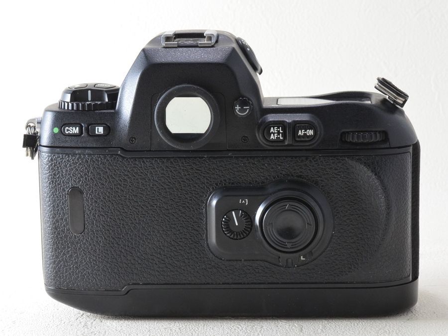 Nikon F100 ボディ Nikon F100 Body Only – SHOWA