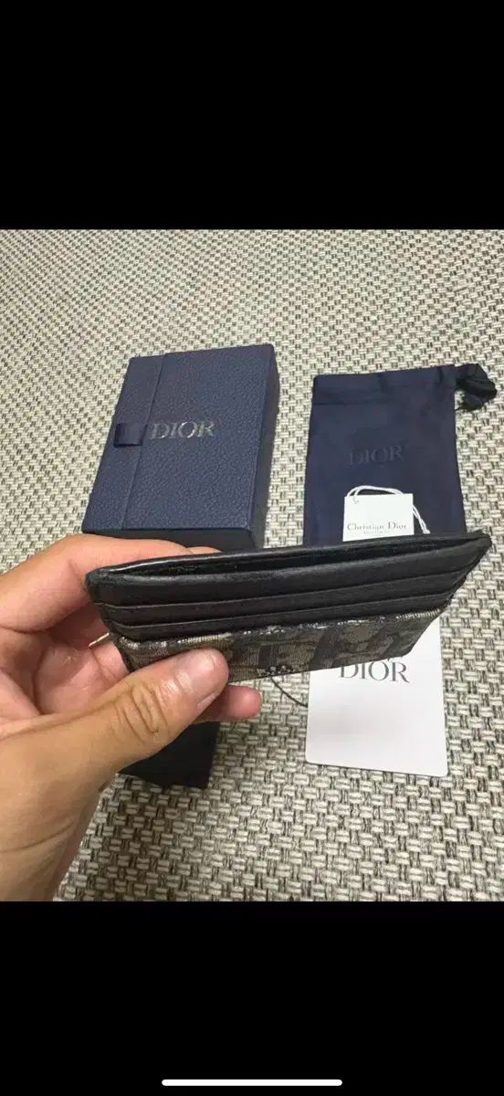 ディオール オブリーク