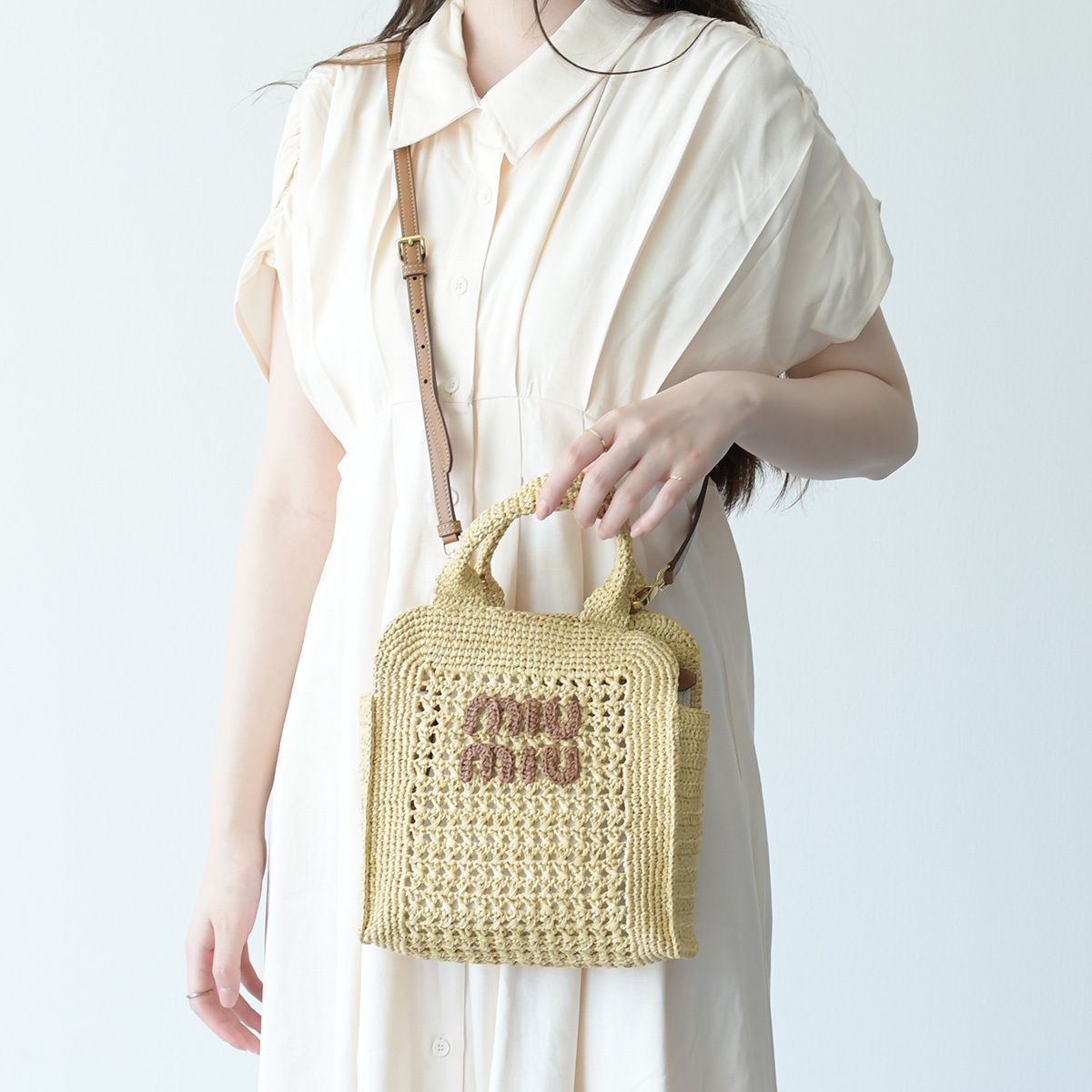 関税負担なし☆MiuMiu ミュウミュウ クロシェ ハンドバッグ