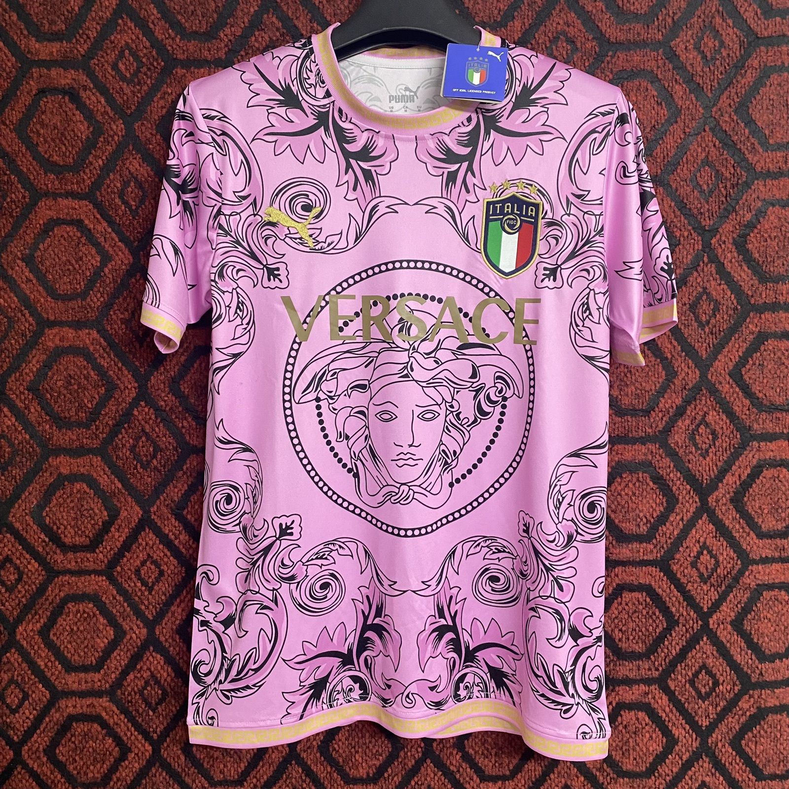 人気商品 新品 未使用 VERSACE ヴェルサーチ イタリア代表ユニフォーム - メルカリ