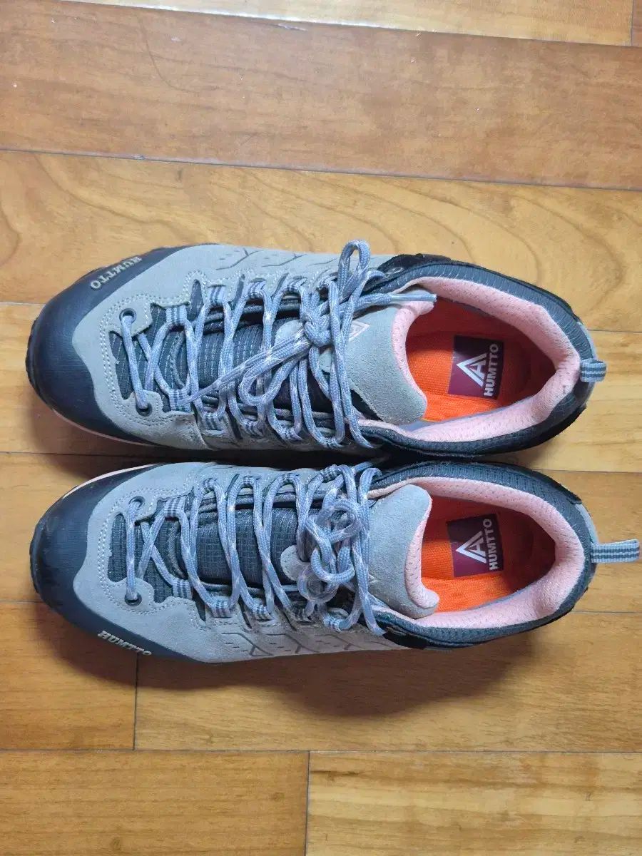 HUMTTO ハイキング トラッキングシューズ 245