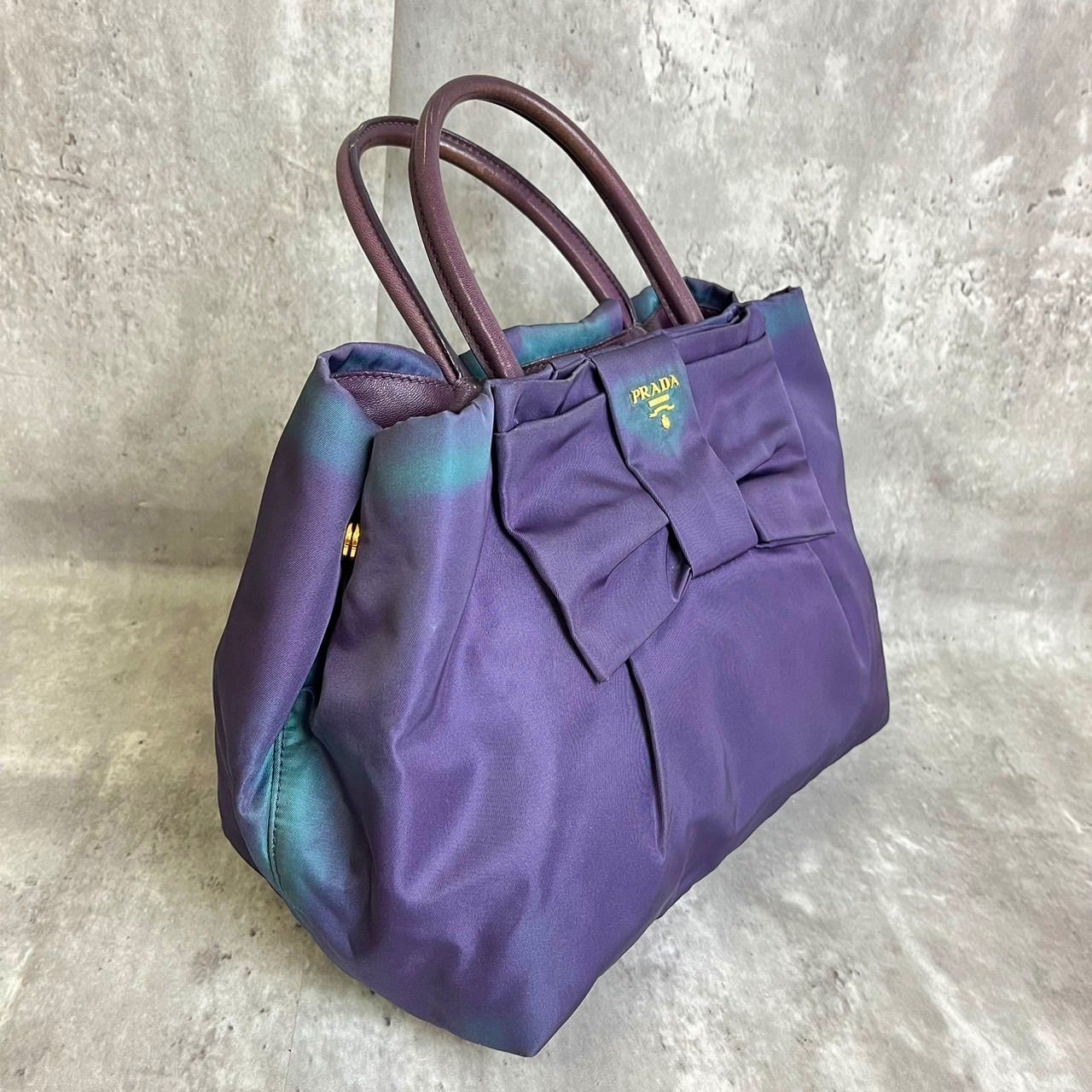 ✨良品✨ PRADA プラダ ハンドバッグ トートバッグ リボン ロゴ ✨良品✨ PRADA プラダ ハンドバッグ トートバッグ リボン ロゴ