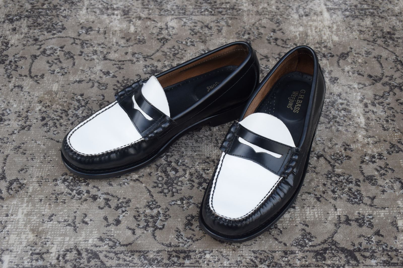 G.H.BASS ジーエイチバス BA11010H コインローファー バイカラー 黒 ブラック 白 ホワイト UK7.5 | US8.5 | EU41.5 | 26cm W3370