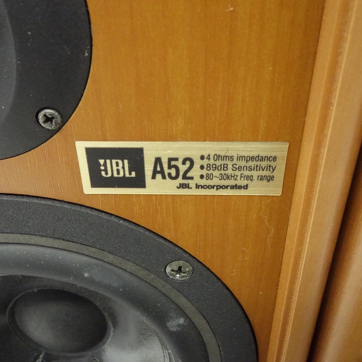 JBL A52