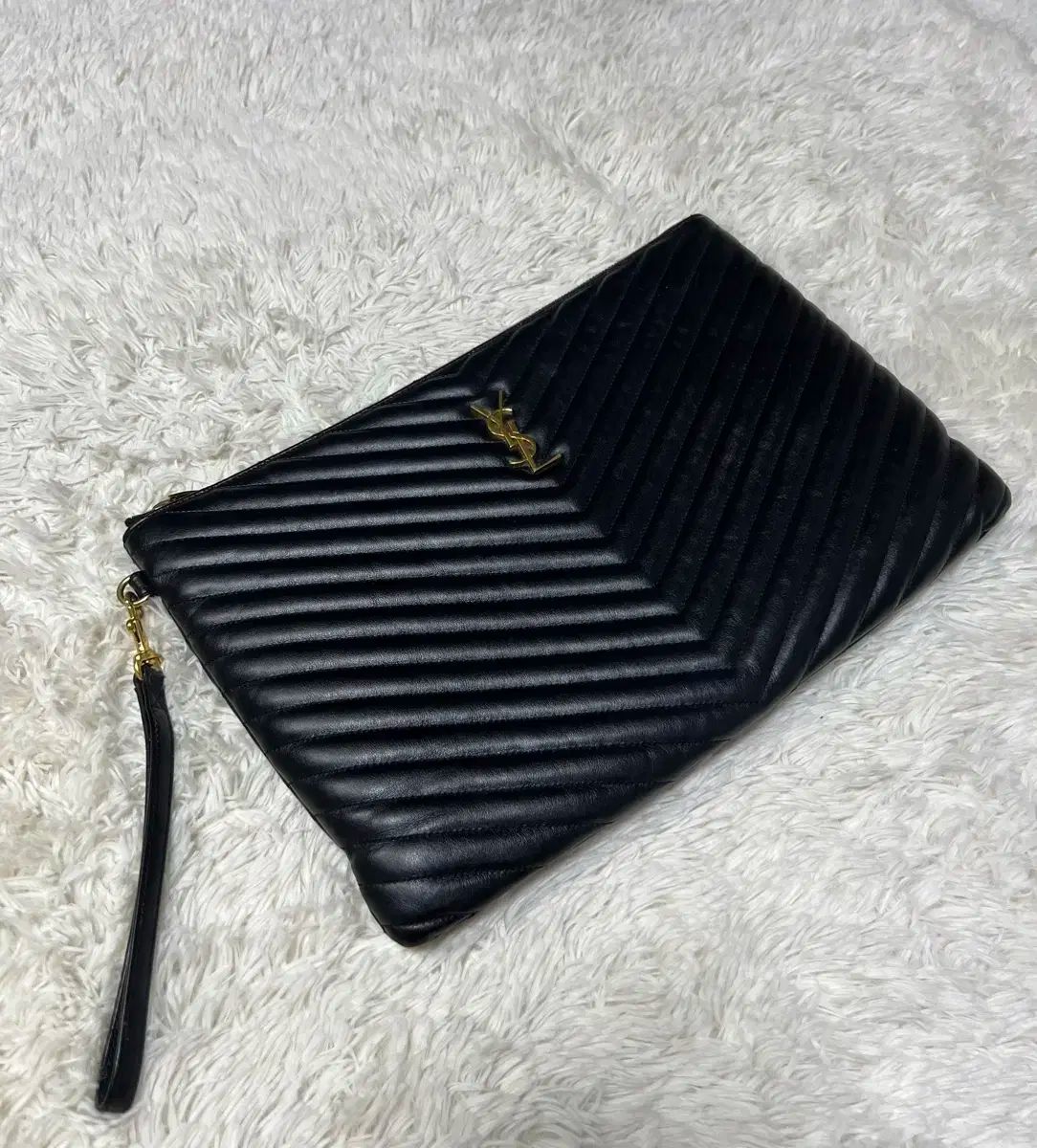 YVES SAINT LAURENT イヴ サンローラン マトラッセ クラッチバッグ ラージ 金具