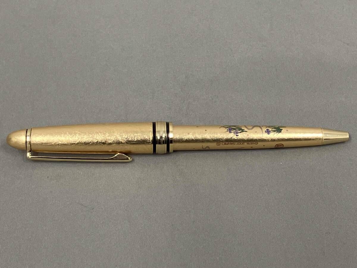 ハローキティー　伝統工芸　金沢泊ボールペン サンリオ ハローキティ ボールペン 伝統工芸 金沢金箔 - メルカリ