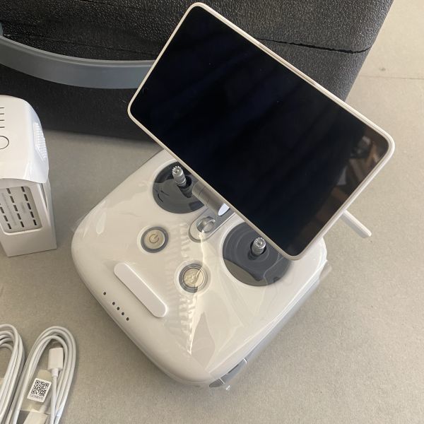 新古品】DJI Phantom 4 RTK SE (スクリーン付プロポ) ドローン本体一式