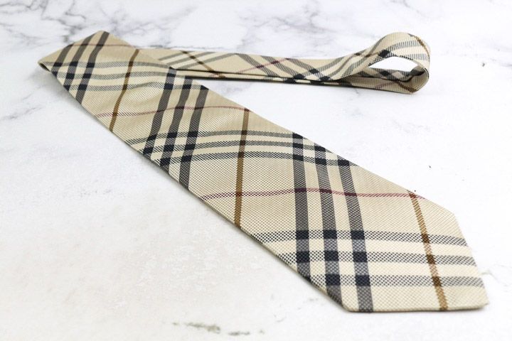 BURBERRY チェック柄 ネクタイ シルク BURBERRY チェック柄 ネクタイ シルク BURBERRY シルクネクタイ