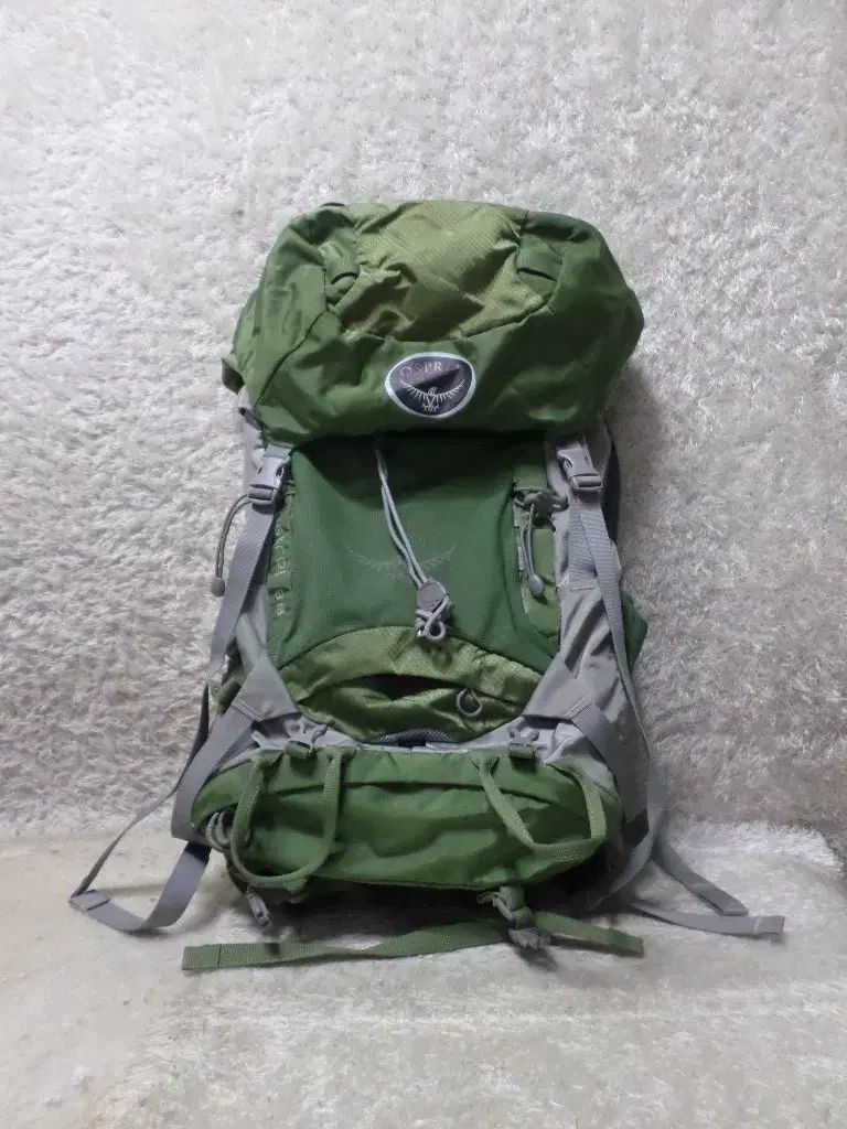 M|L オスプレイ ケストレル38 登山リュック バックパック バッグ