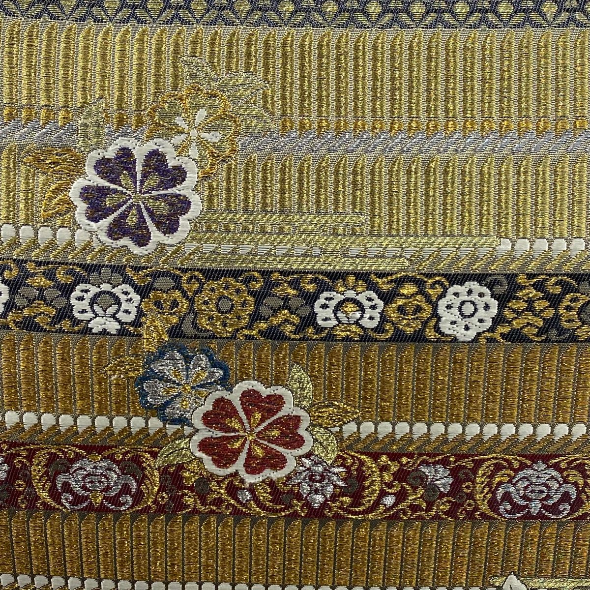 袋帯 秀品 鎧脅し 草花 金銀糸 箔 金色 六通 正絹
