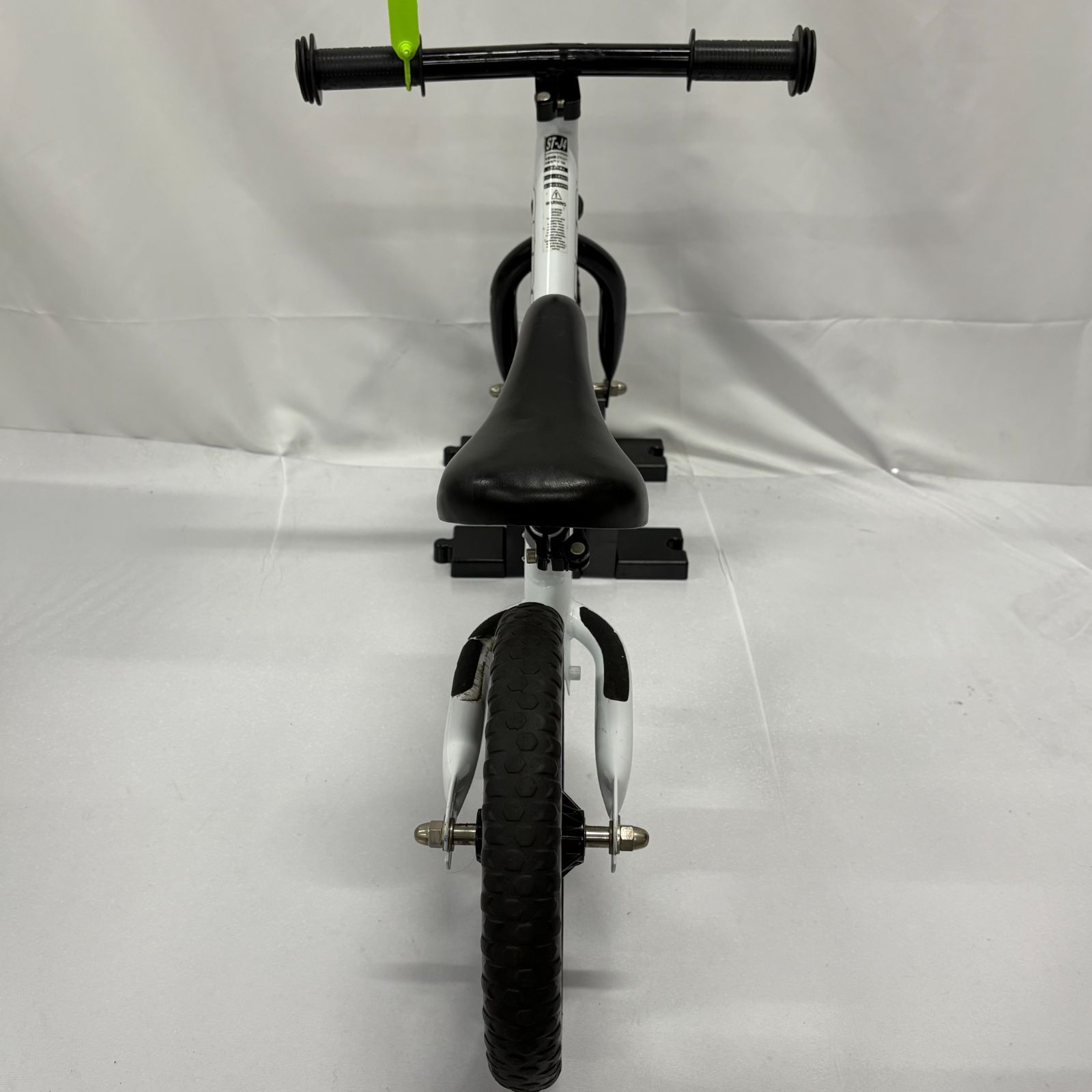 限定カラー STRIDER 12 ストライダー スポーツ save the children