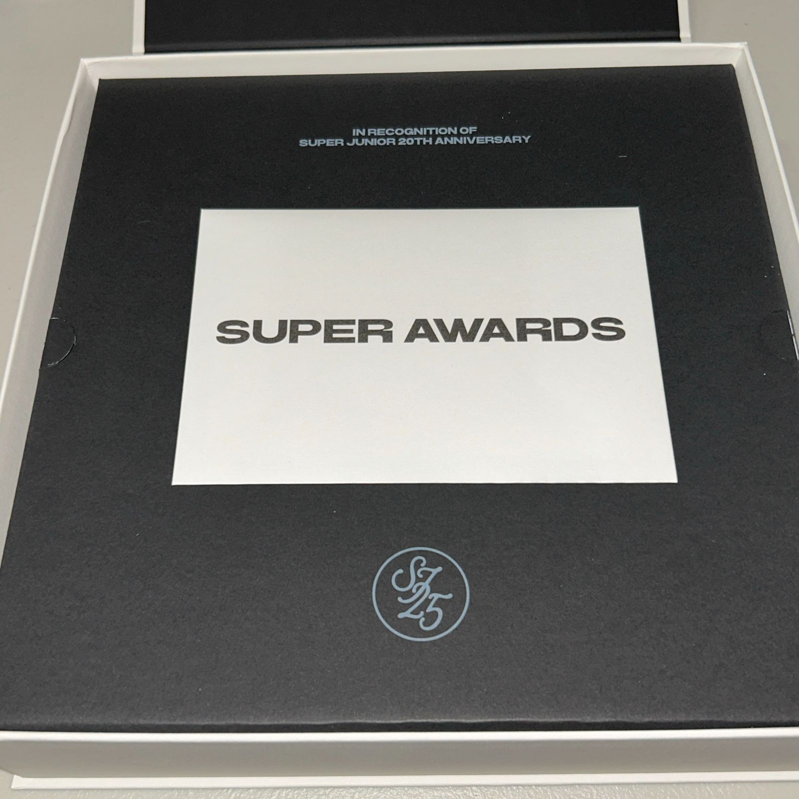 スーパージュニア  superjunior スジュ　サイン　直筆 SUPER JUNIOR 直筆サイン「Super Junior25 (25 Ver.)」 - メルカリ