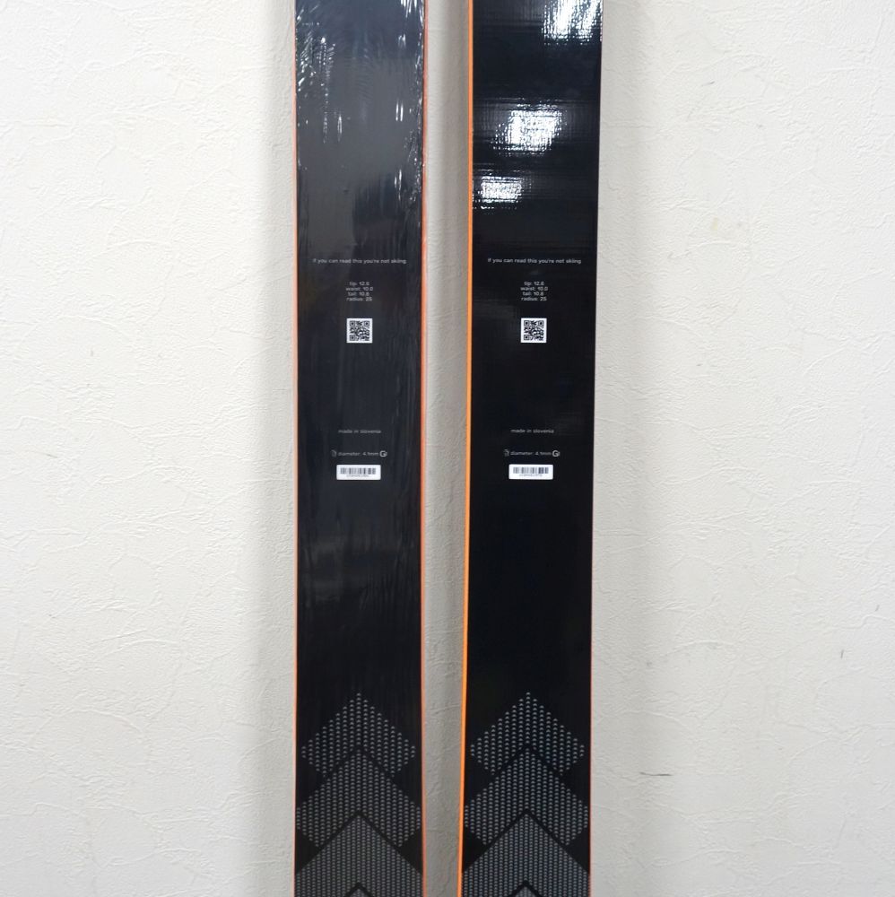 未使用 ブラッククロウズ blackcrows solis 24-25 モデル 180cm センター10cm ソリス スキー板 板のみ バックカントリー 未使用 ブラッククロウズ blackcrows solis 24-25 モデル 180cm