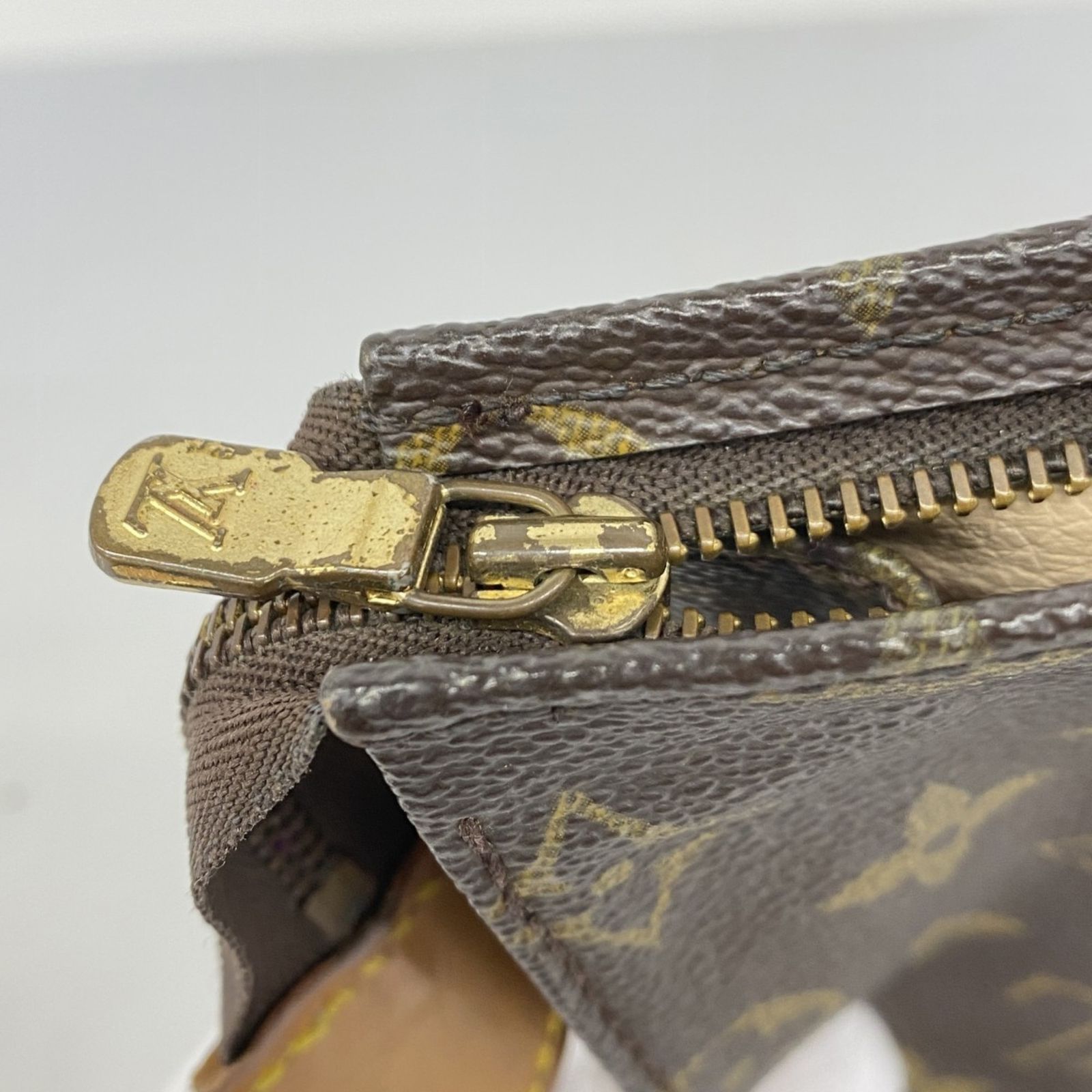 ルイヴィトン ポーチ モノグラム LOUIS VUITTON ルイ・ヴィトン ポッシュ・トワレット26 ポーチ
