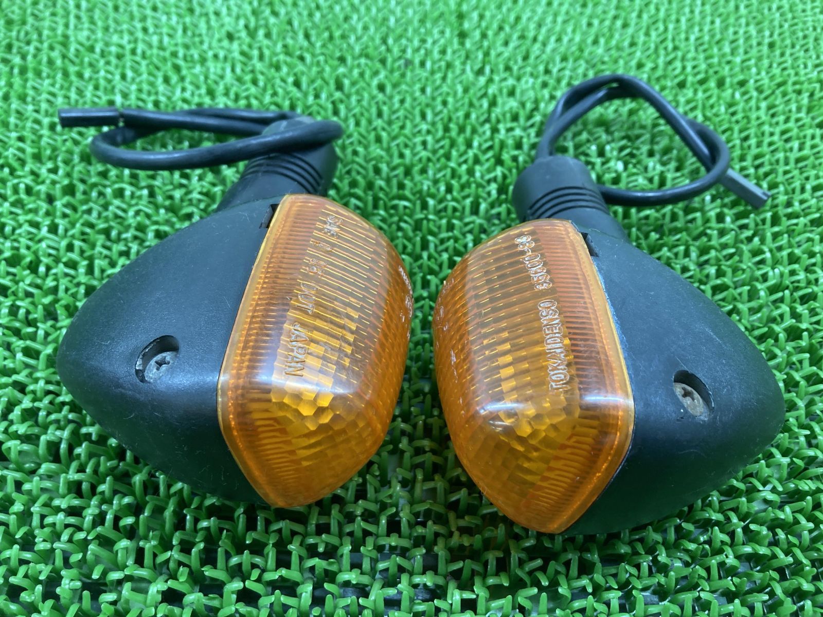 バイク　ウインカー　インパルス　ＧＫ７ＣＡ GSX400インパルス リアウインカー 左 35600-83 スズキ 純正 中古