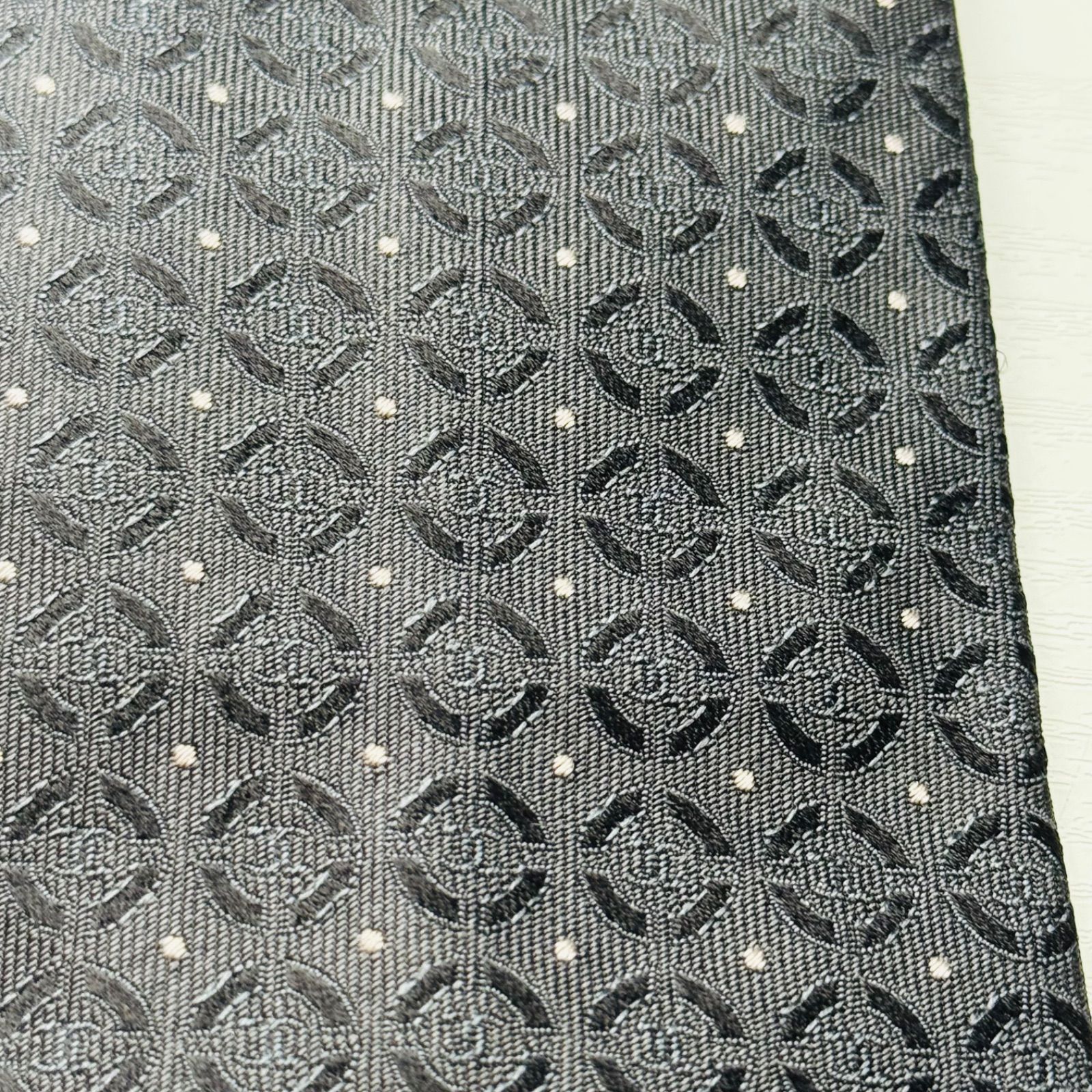 CHANEL シャネル ネクタイ ココマーク チェーン 黒 ブラック
