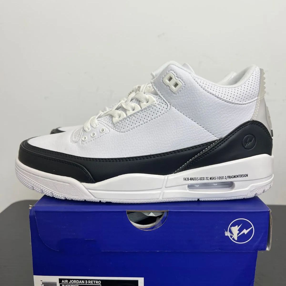 Fragment Design x Air Jordan3 Retro sp 'White'スニーカー