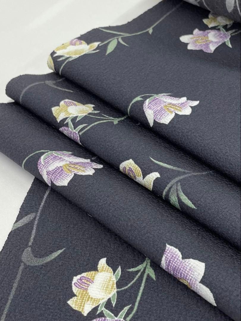 小紋 紋意匠 モダン 正絹 反物 小紋 反物 -48- 京友禅 紋意匠ちりめん 絹100% 銀通し 桜 似せ紫