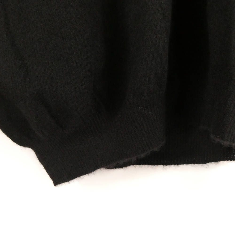 タートルネックニット