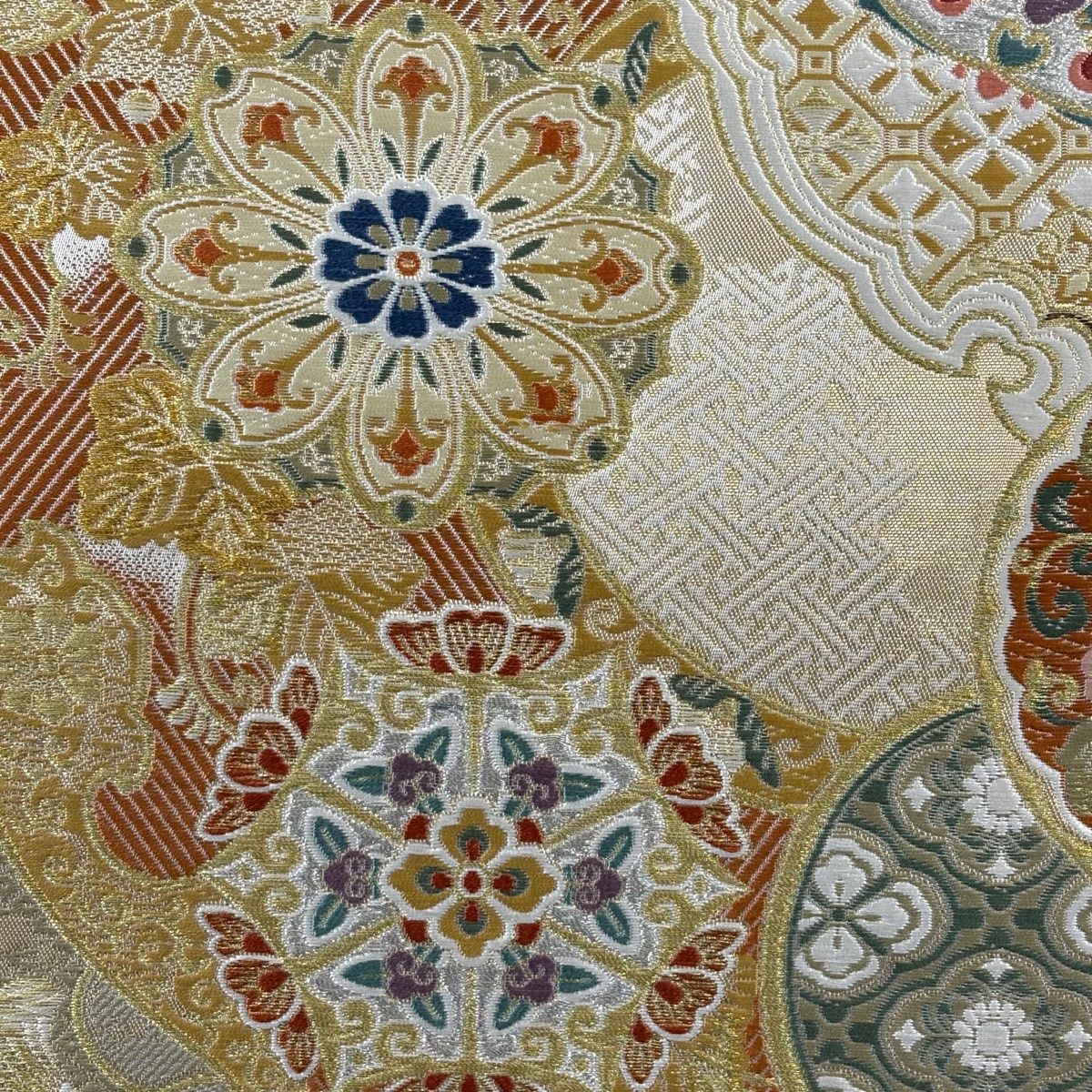 袋帯 美品 秀品 華文 花唐草 金銀糸 箔 クリーム 六通 正絹
