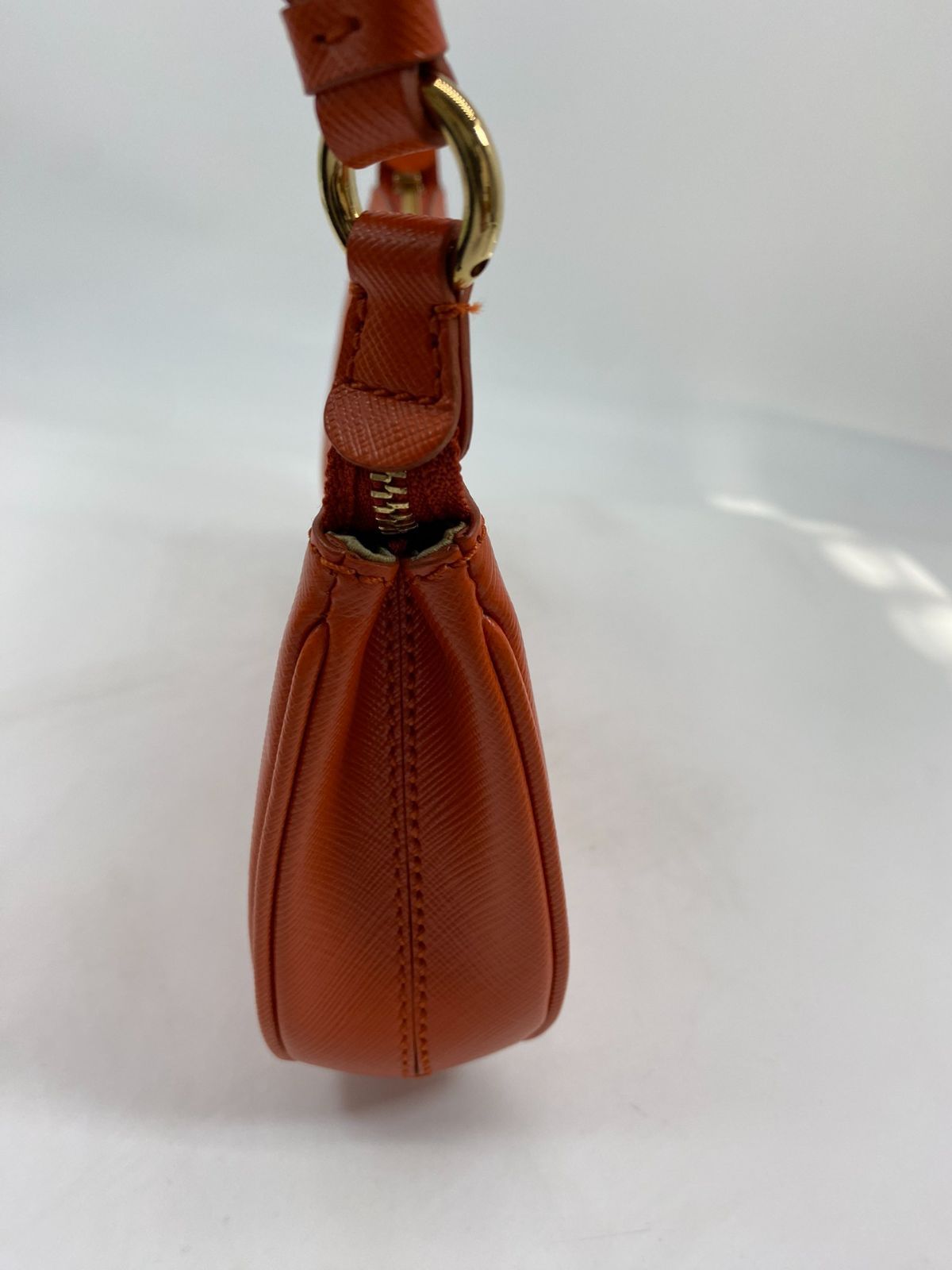 フェラガモ ガンチーニ オレンジ ゴールド金具 7004 Salvatore Ferragamo フェラガモ ガンチーニ オレンジ ゴールド