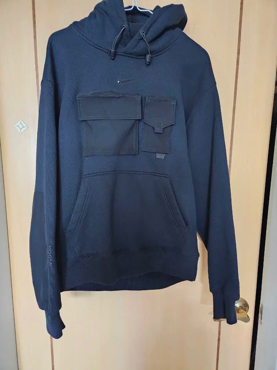 105 XL Nike(ナイキ） NOCTA(ノクタ) NRG フード