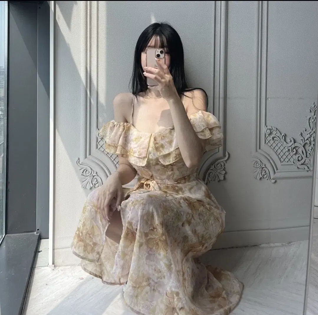 ベル　シフォンワンピース 新品 フラワー シフォン オフショルダー ベルト ロング丈