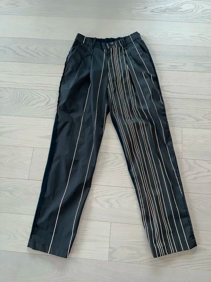 アリス・ローレンス パンツ