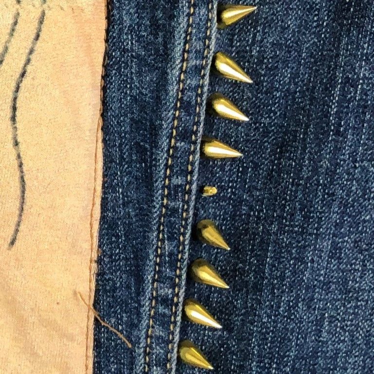 Levi's リーバイス デニムベスト スタッズカスタム バックパッチ レオパード柄 ブルー系 メンズ L 古着 n047623 - メルカリ