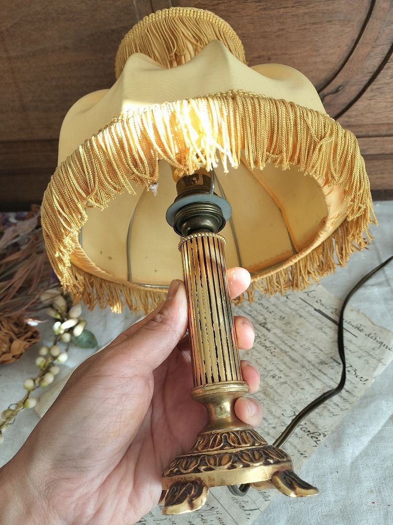 シェード付き 照明