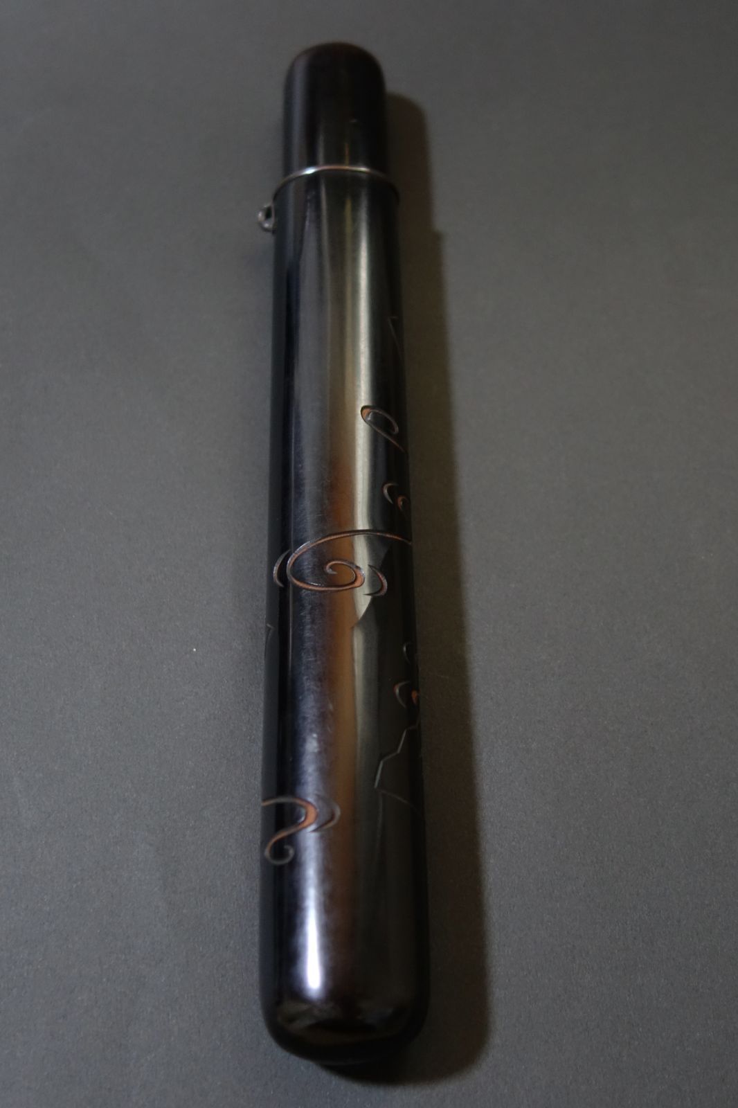 煙管筒 【彫彩漆 蒔絵 扇花鳥青海波文様 煙管筒】漆器 喫煙具