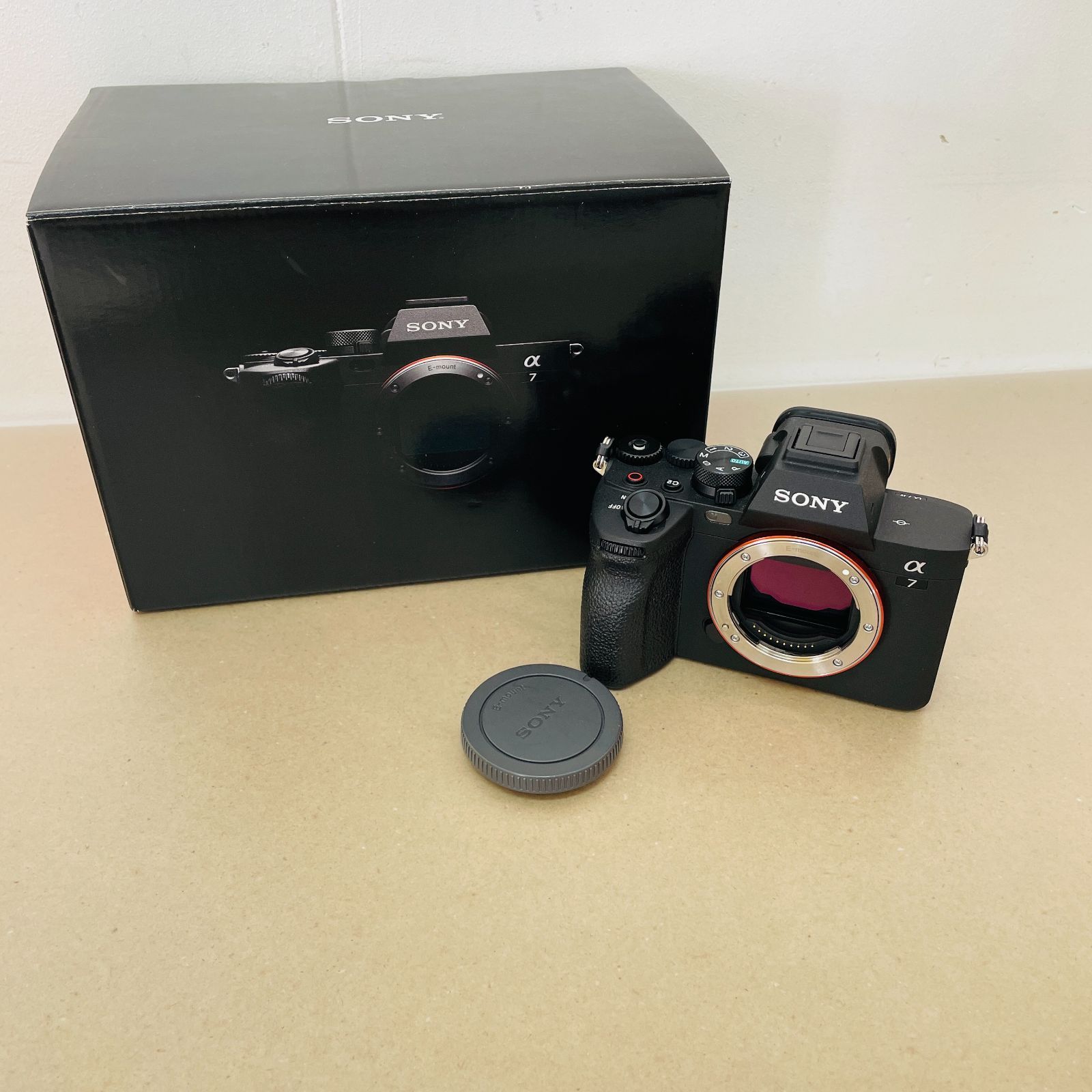 SONY ILCE-7M4 α7 IV ボディ 付属品完備 C3638 80サイズ発送
