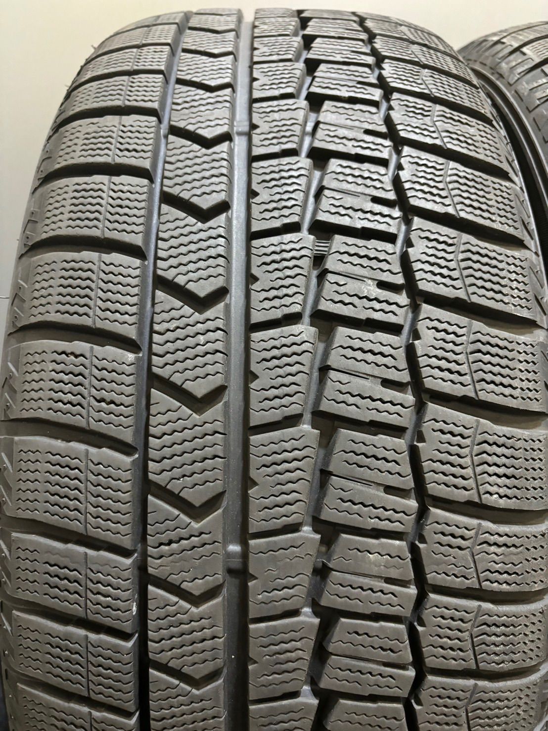 ★245/50RF19 DUNLOP/WINTER MAXX WM02 RUNFLAT 18年製 スタッドレス 4本 ウィンターマックス レクサス LS ランフラット (南7-G944)