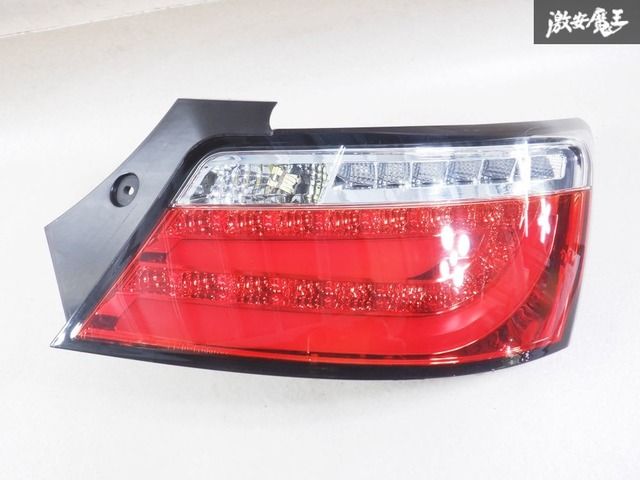 bB QNC21 QNC20 QNC25前期 左右 LEDテールランプ カスタム　中古 QNC21 bB テールランプ Tint+ トヨタ bB QNC20⁄QNC21⁄QNC25