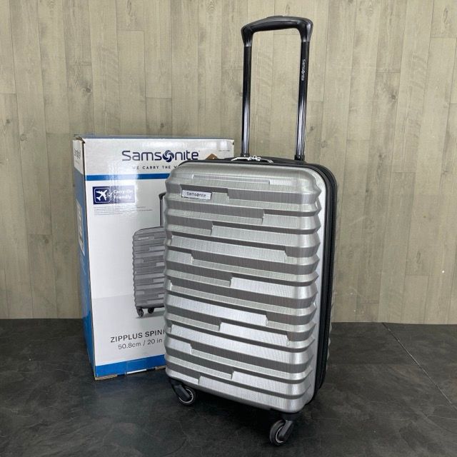 スーツケース 【中古】未使用 Samsonite サムソナイト zipplus spinner uprights シルバー 56/20 42.2L  機内持ち込み キャリーケース/69483 - メルカリ