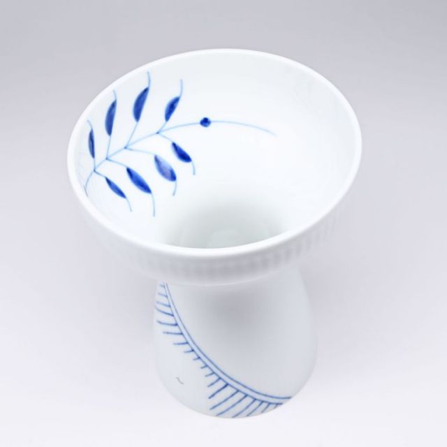 新品 ロイヤルコペンハーゲン ブルーフルーテッド メガ ベース 花瓶