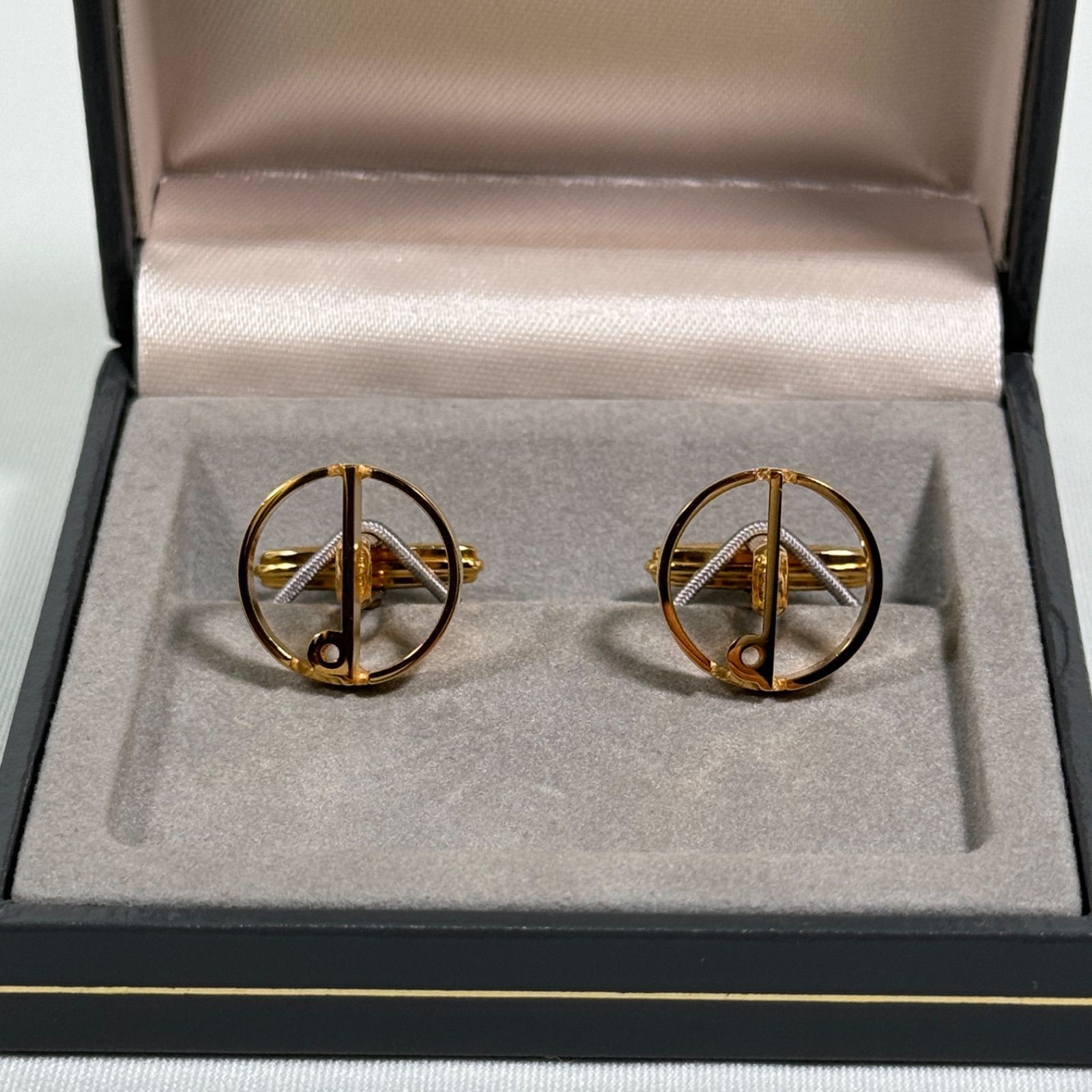 r*i様 dunhill ダンヒル　カフスボタン　ゴールド ダンヒル dunhill 高級 カフスボタン カフリンクス カフス 正規