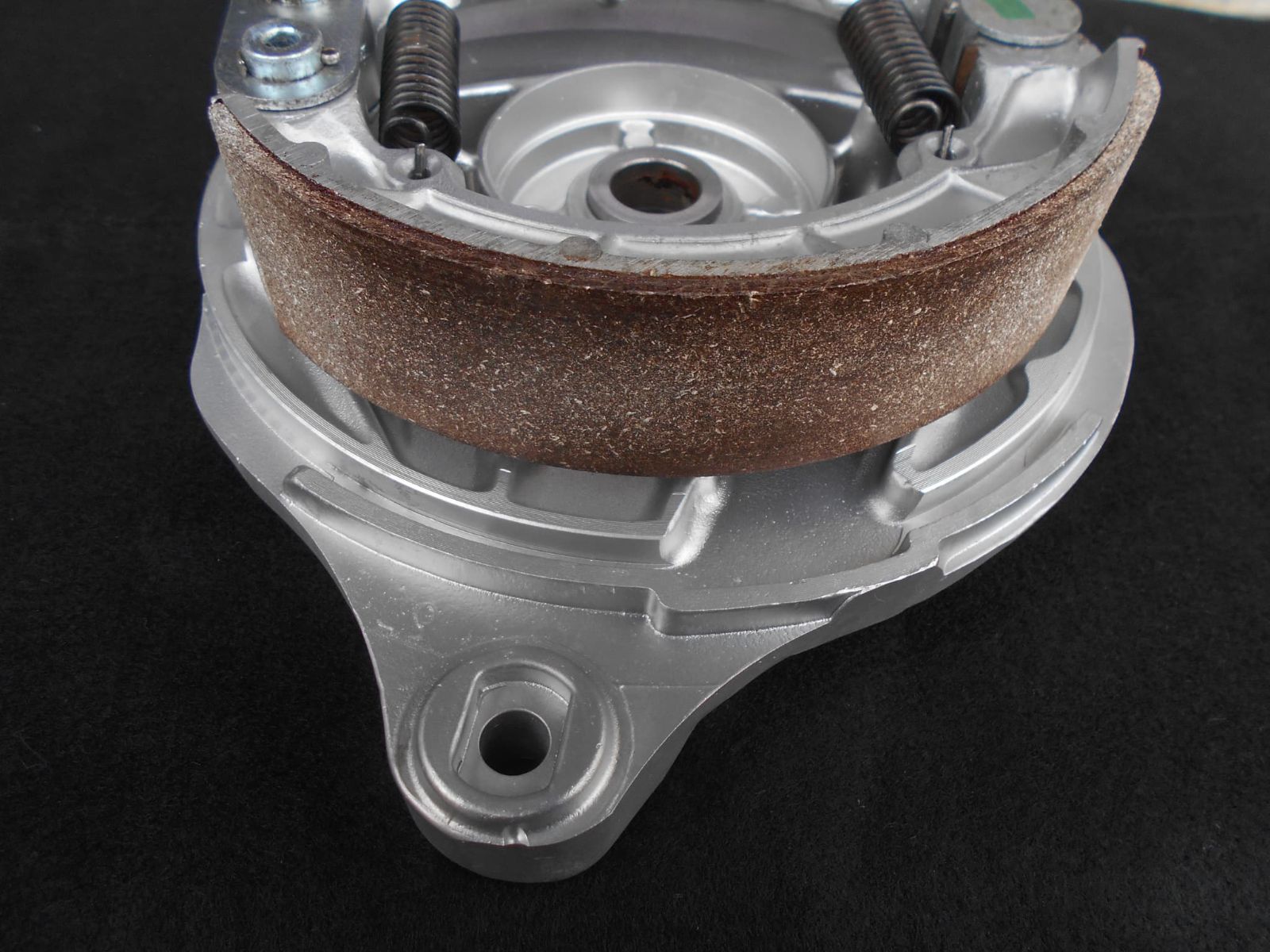 CB750FOUR リアブレーキパネル