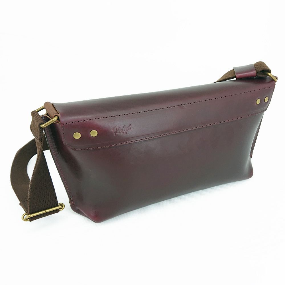 REDMOON レッドムーン ショルダーバッグ クロムエクセル Mサイズ