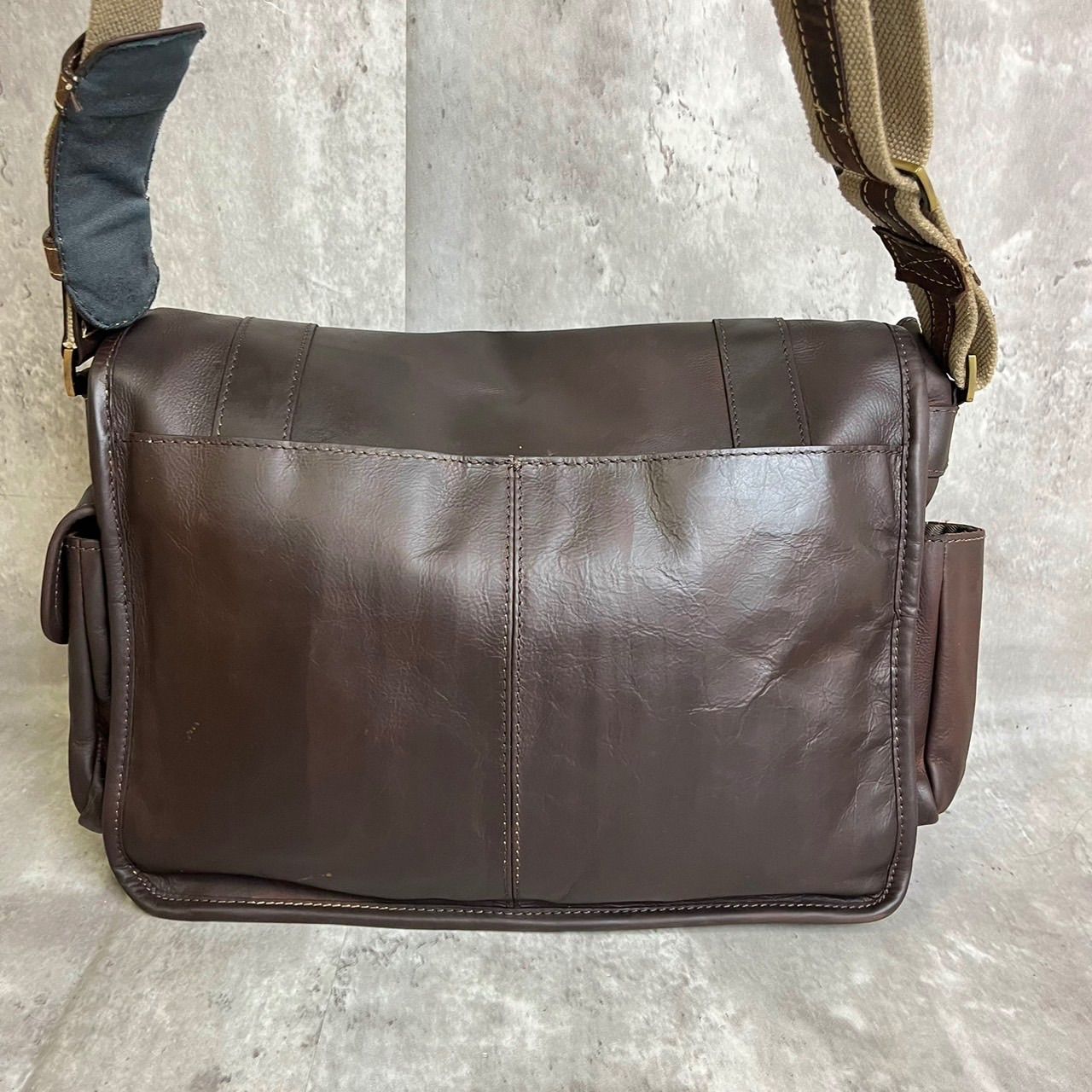 美品 COACH コーチ ショルダーバッグ メッセンジャー レザー