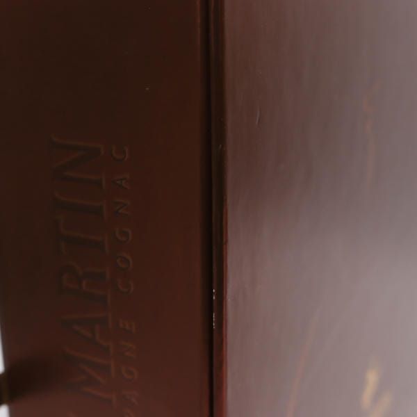 REMY MARTIN(レミーマルタン)エクストラ ファイン シャンパーニュ REMY MARTIN(レミーマルタン)エクストラ ファイン シャンパーニュ