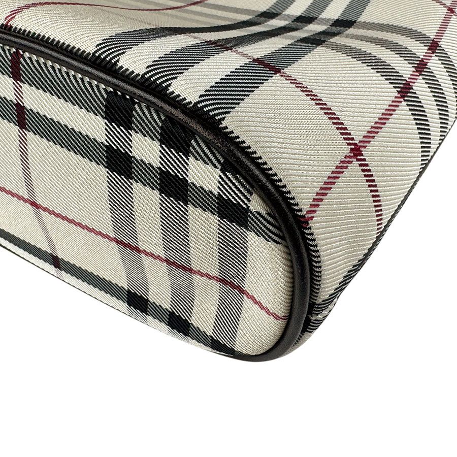 バーバリー BURBERRY