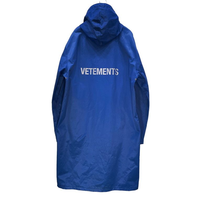 VETEMENTS 18AW オーバーサイズロゴレインコート デムナヴァザリア ...