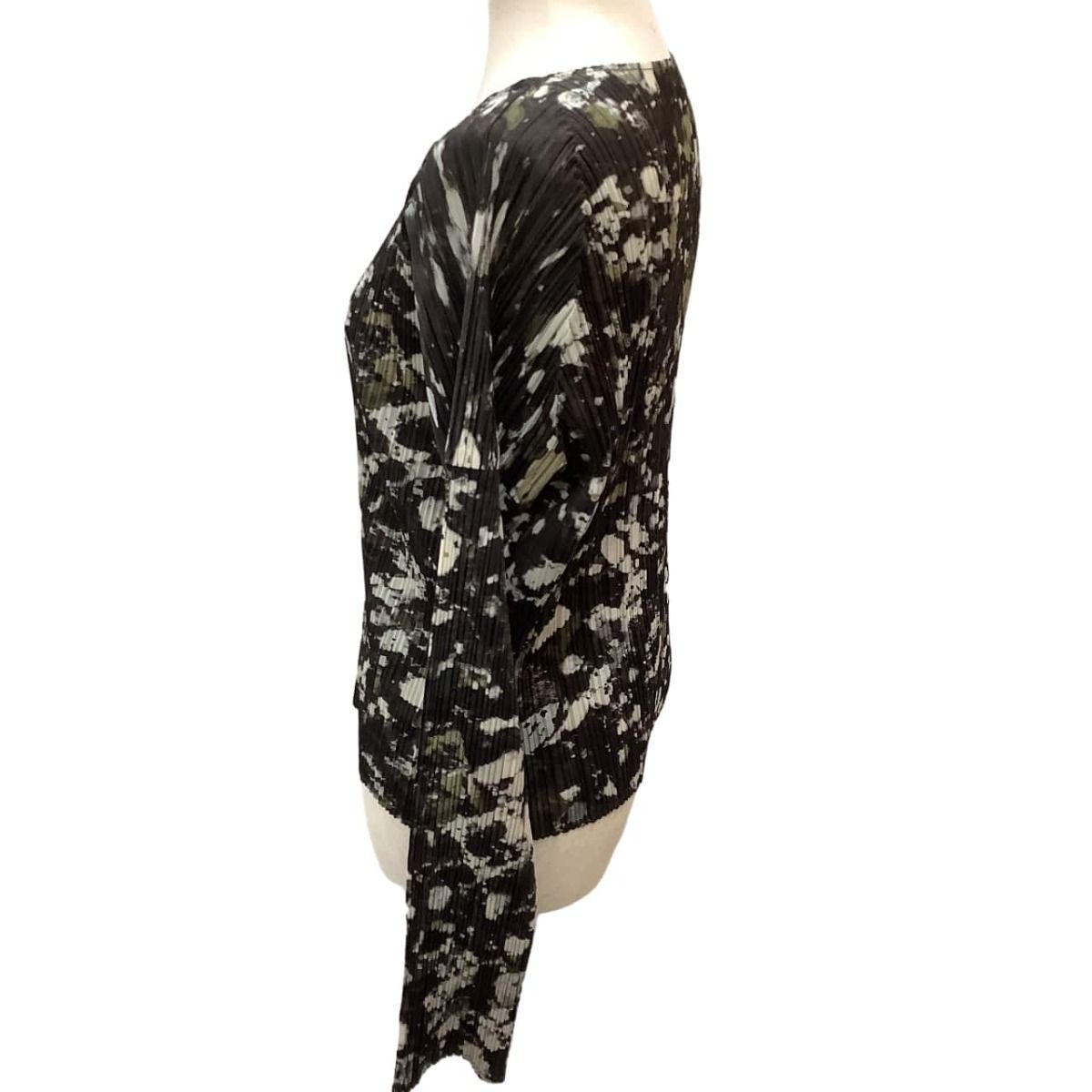 ♪♪ISSEY MIYAKE イッセイミヤケ PLEATS PLEASE カットソー 総柄 SIZE  